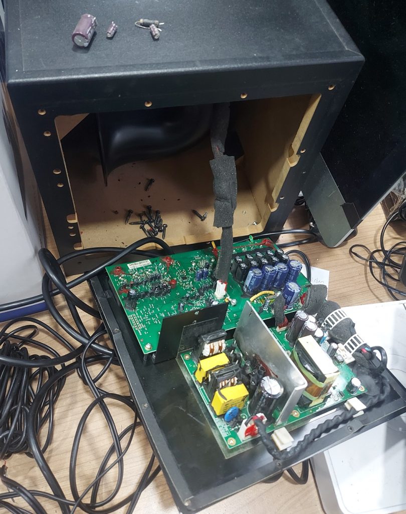 Logitech Hoparlör Servisi